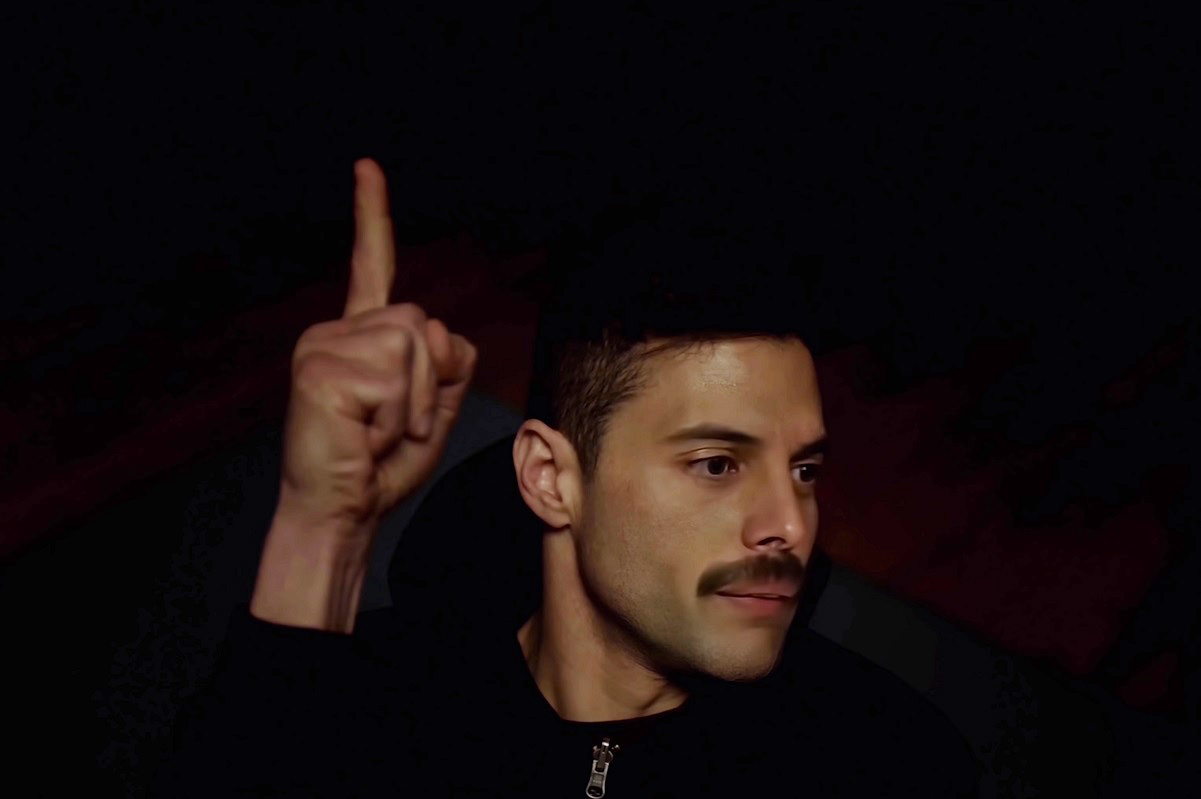 Нейросети подставили Фредди Меркьюри вместо главного героя «Мистера Робота» - изображение обложка