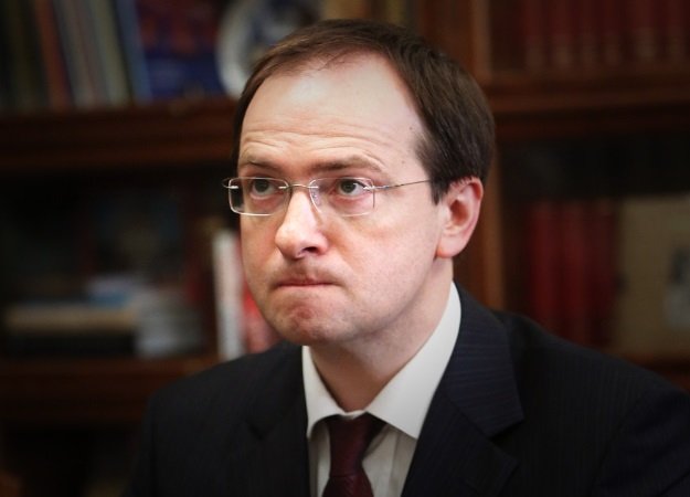 Мединский хочет, чтобы фильмы, снятые на деньги россиян, окупались - изображение обложка