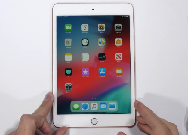 Мал да удал: iPad mini 5 удивил всех в тесте на прочность - изображение обложка