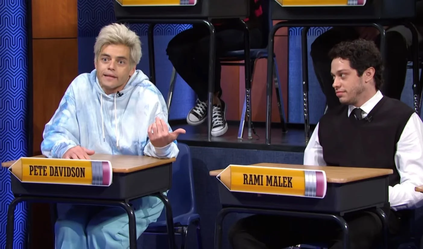 Рами Малек пошутил о своих глазах в новом выпуске Saturday Night Live - изображение обложка