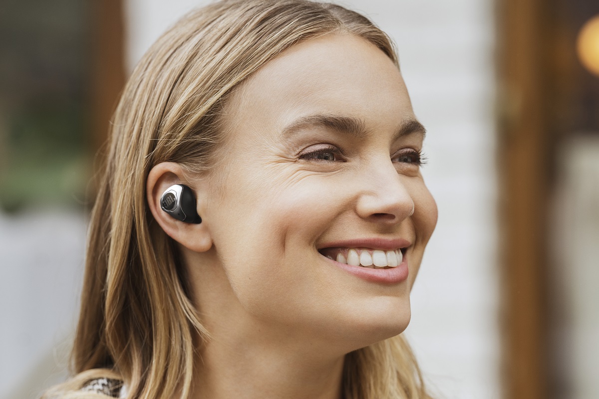 В Россию приехали TWS-наушники с активным шумоподавлением JBL Club Pro+ - изображение обложка