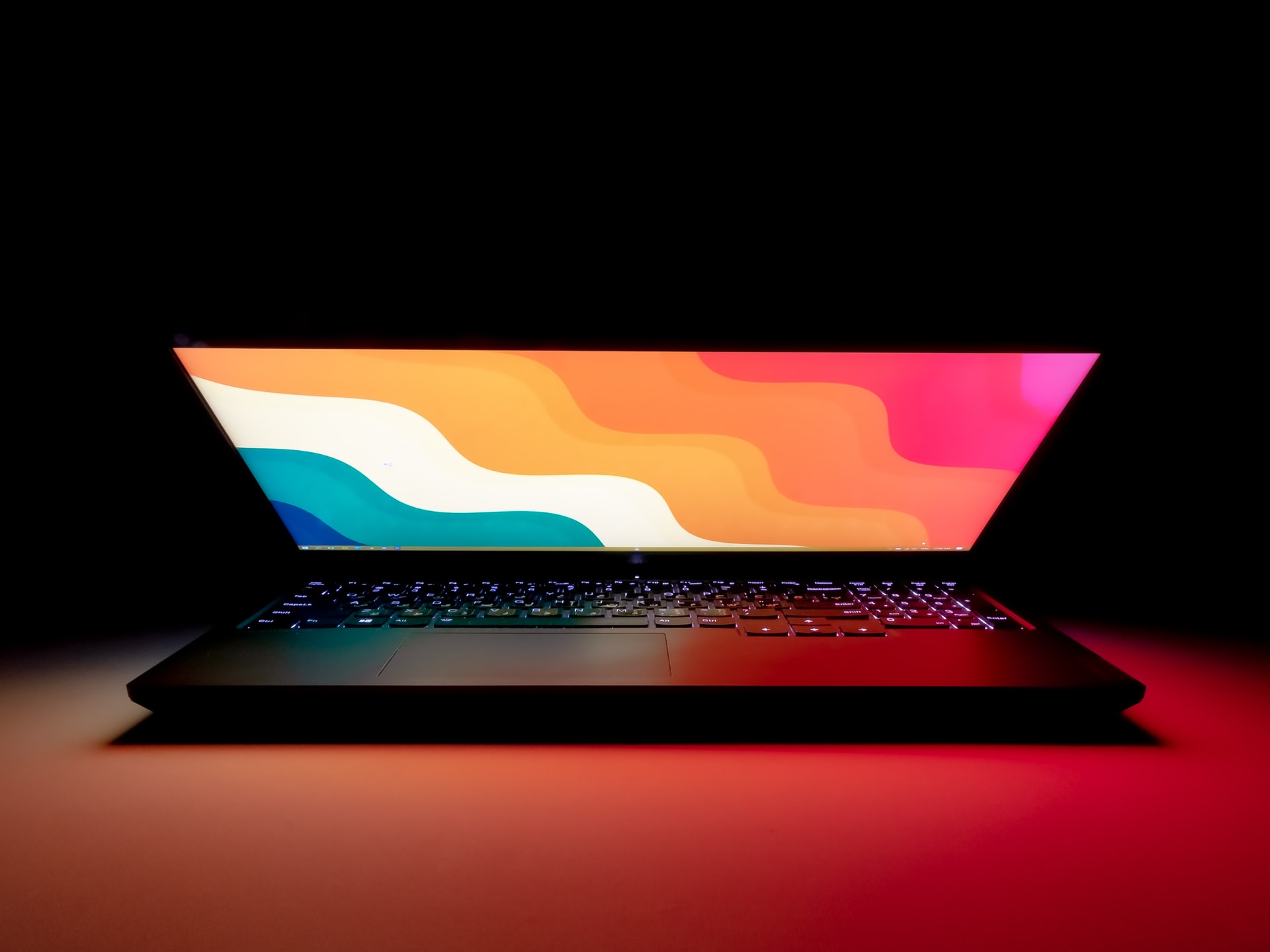 В России отметили рост спроса на китайские ноутбуки компаний Lenovo, Irbis и Honor