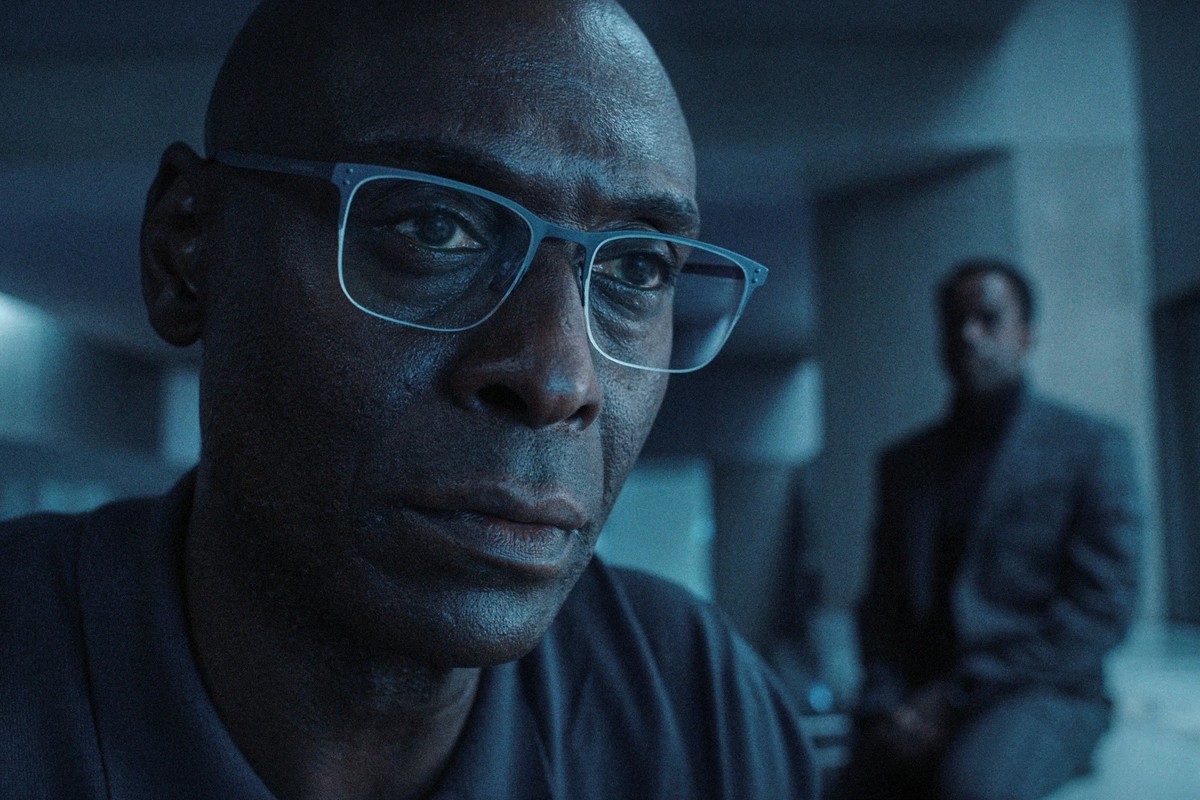 Обложка: кадр из сериала Resident Evil (2022)