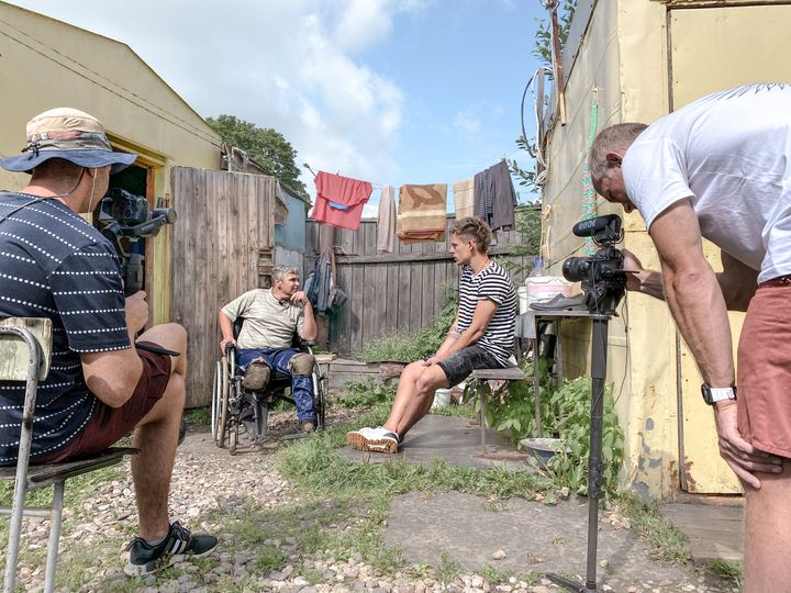 Зрители нового выпуска «вДудь» за сутки отдали на благотворительность 3 млн рублей - изображение обложка