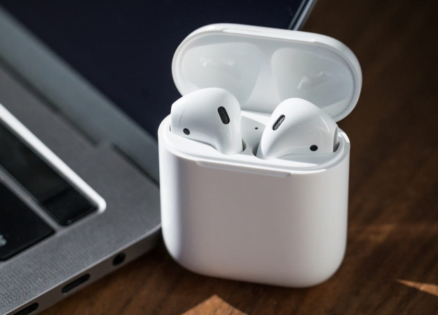 Apple AirPods 2 получат поддержку голосового помощника Siri