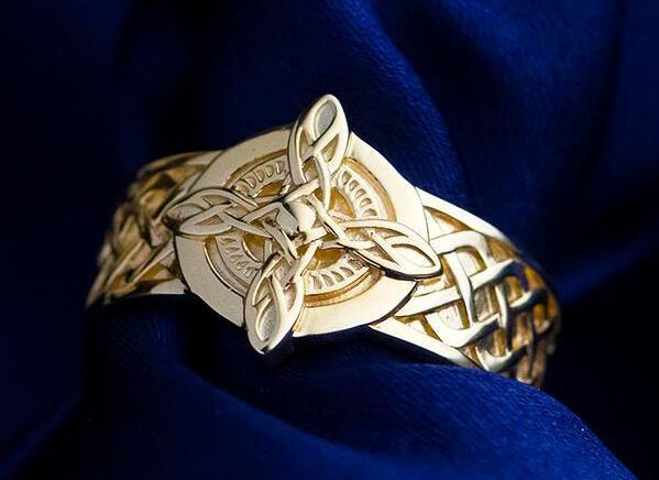 Bethesda представила обручальные кольца в стиле The Elder Scrolls стоимостью $1000 - изображение обложка