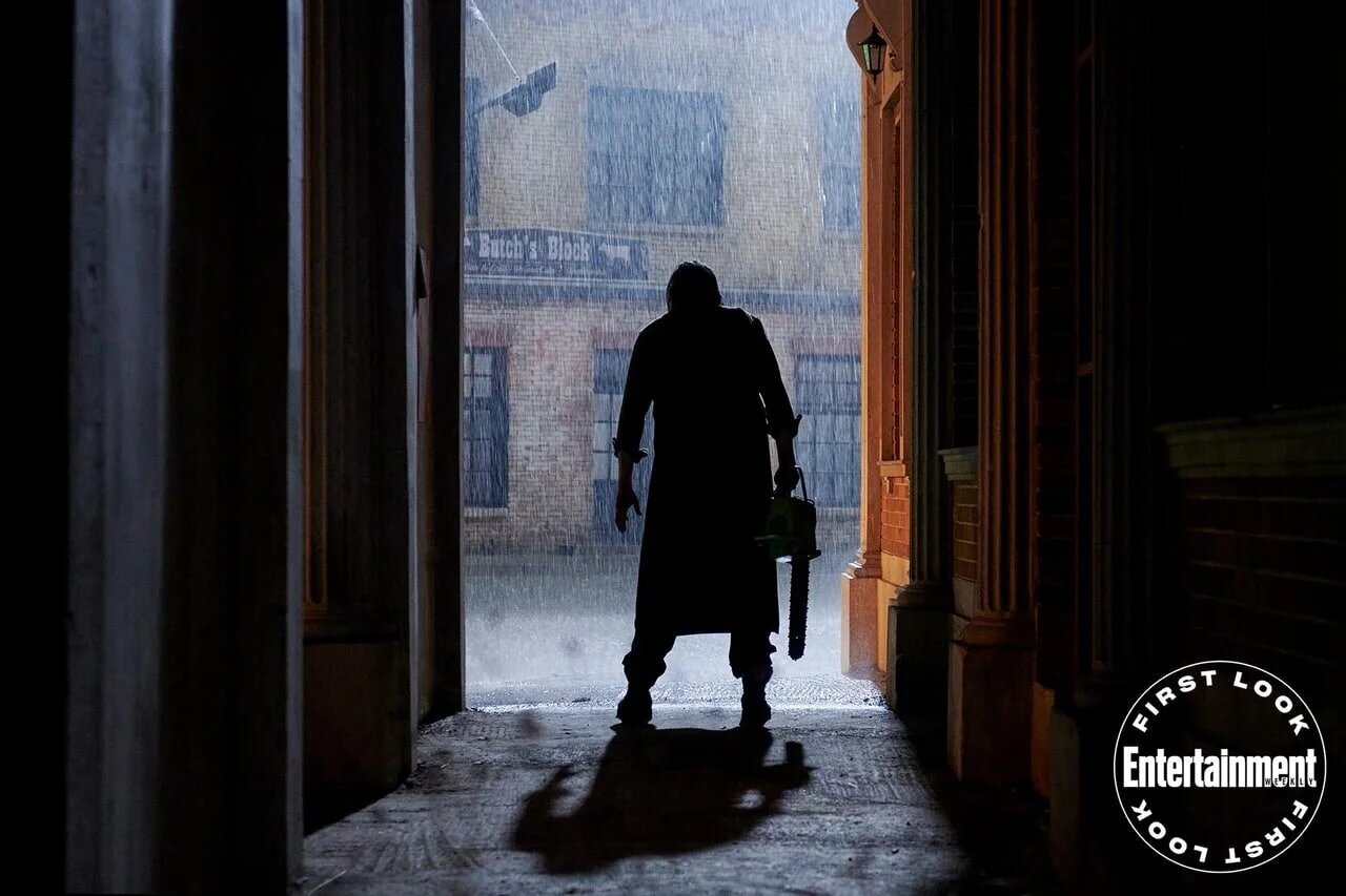 Обложка: кадр из фильма «Техасская резня бензопилой», ew.com