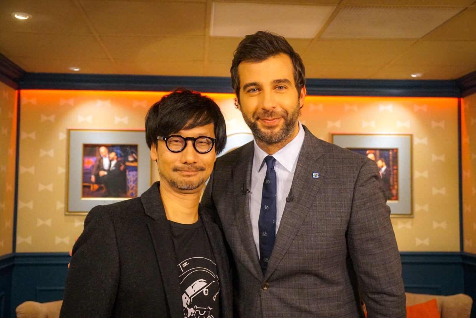 «Не думаю, что я гений». Хидео Кодзима пришел на «Вечерний Ургант» и сыграл в Street Fighter 2 
 - изображение обложка