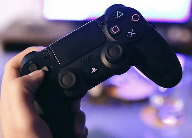 На PlayStation 5 все будет летать — Sony продемонстрировала скорость будущей консоли - изображение обложка