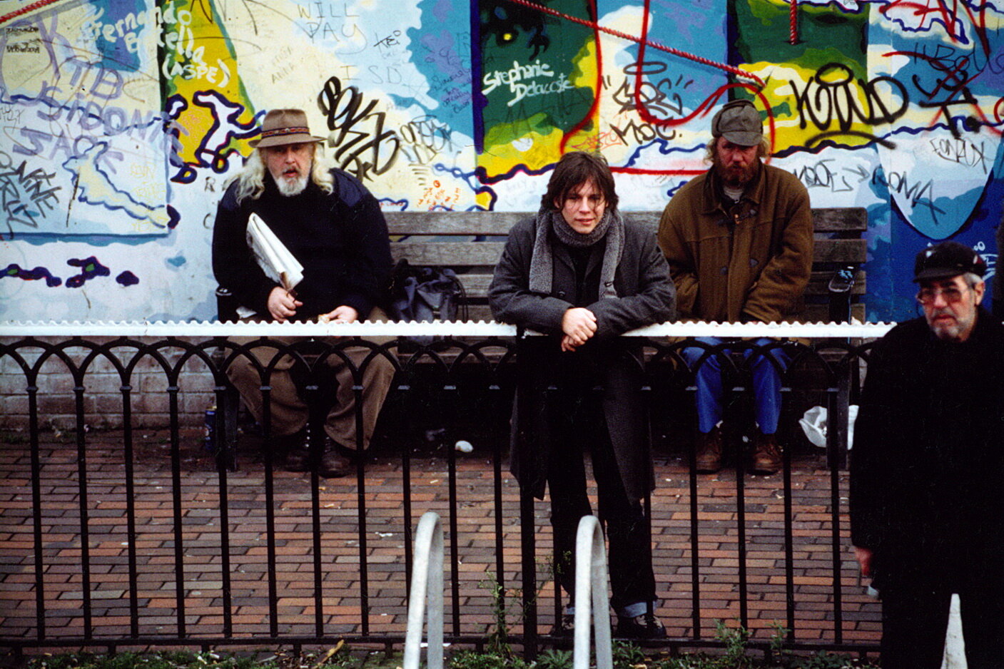 Сергей Минаев снял документальный сериал о девяностых в России - изображение обложка