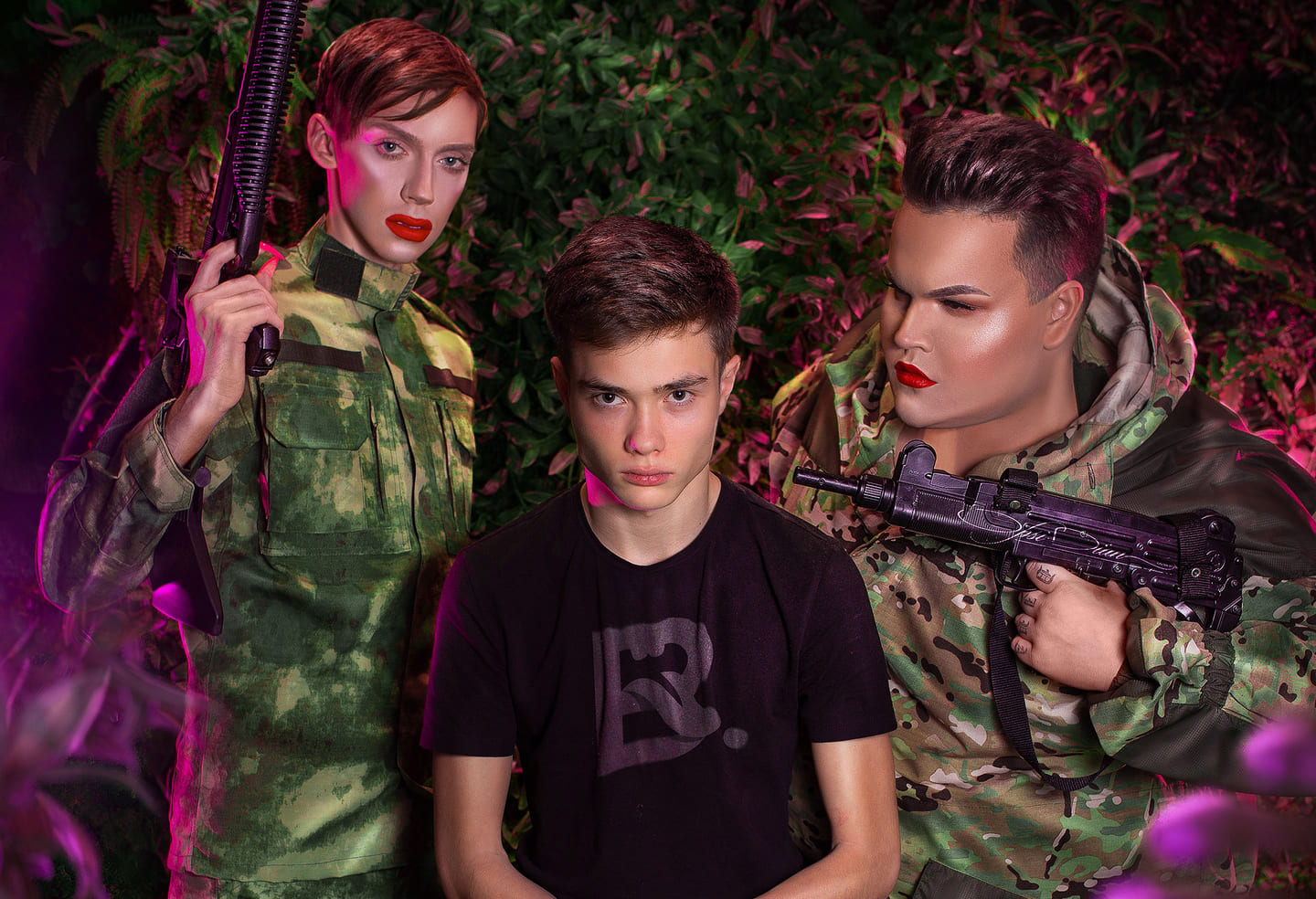 Гомофоб под прицелом: блогера Володю XXL «взяли в заложники» - изображение обложка