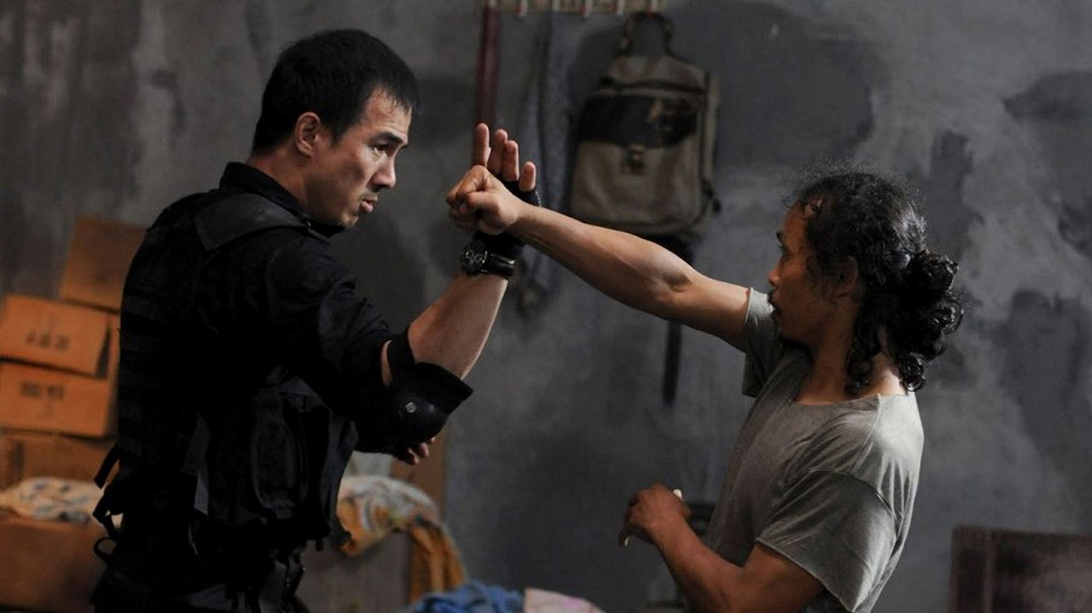 Майкл Бэй и Патрик Хьюз поработают над новой версией «Рейда» для Netflix - изображение обложка