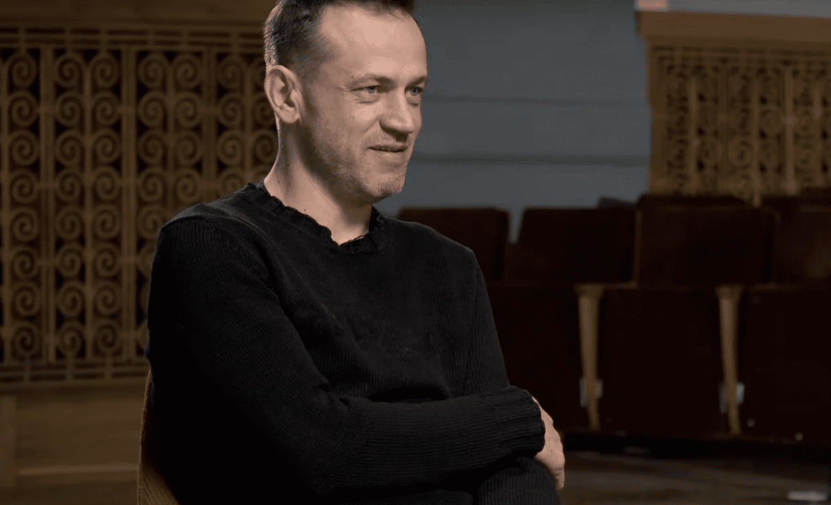 «Очень дерзкий режиссер»: Дудь опубликовал интервью с Василием Сигаревым - изображение обложка