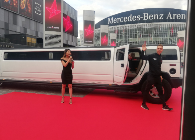 Финалисты «мейджора» по CS:GO добирались до красной дорожки на белых лимузинах - изображение обложка