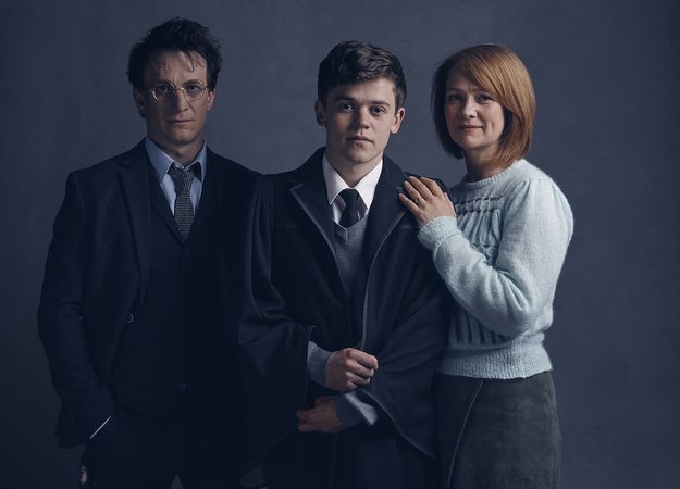 Первые фото героев пьесы «Гарри Поттер и Проклятое дитя» - изображение обложка