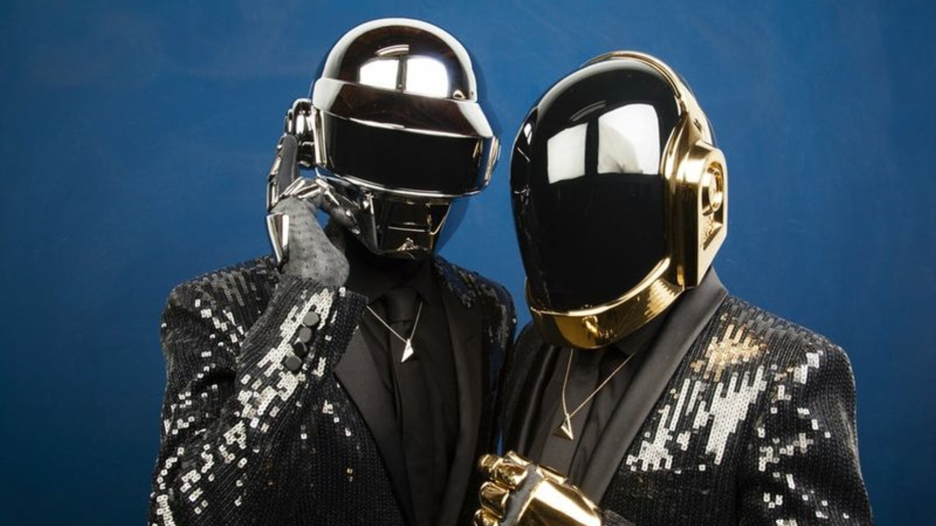 Нейросеть создала очень необычный клип на песню Daft Punk - изображение обложка