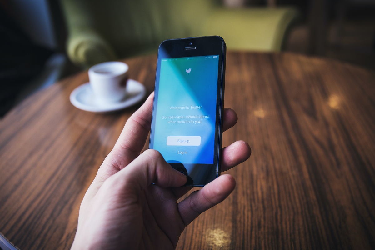 Twitter завышал число активных пользователей на протяжении трёх лет