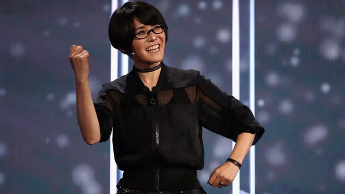 Икуми Накамура в шутку вызвалась помочь Илону Маску сделать еще одну Tesla — получше - изображение обложка