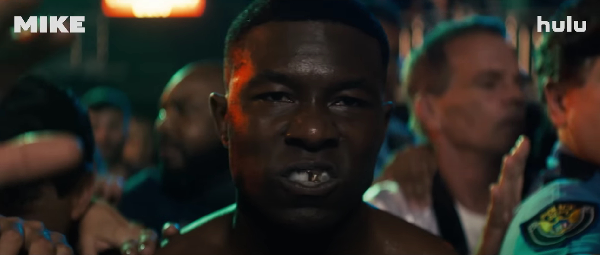 Обложка: кадр из трейлера сериала «Майк» (2022)