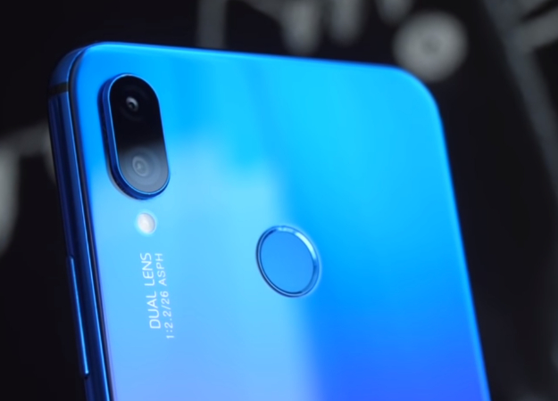 Бюджетный красавец Huawei P Smart 2019 представлен официально - изображение обложка