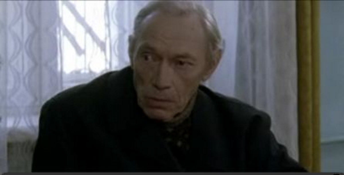 Обложка: кадр из сериала «Завещание Ленина» (2007)