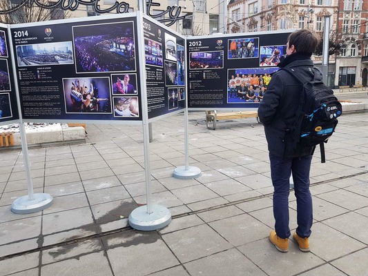 Как в Польше продвигают киберспорт в массы. Такого больше нет нигде  - изображение обложка