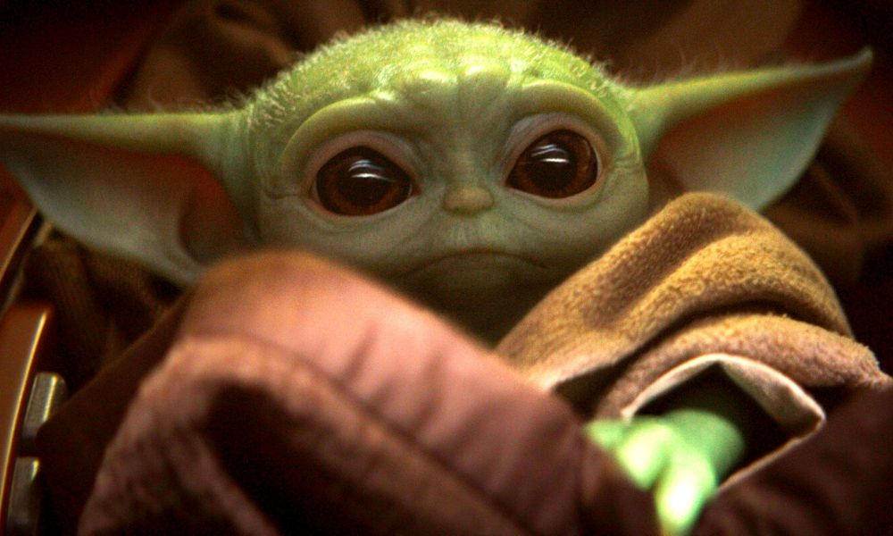 Экипаж SpaceX Crew Dragon взял в космос игрушку малыша Йоды - изображение обложка