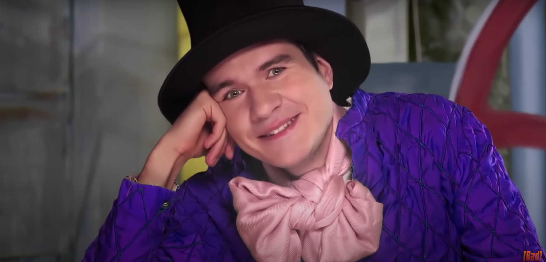 Обложка: скриншот «Канобу»/YouTube-канал BadComedian 