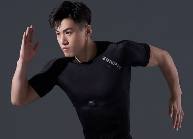 Xiaomi выпустила футболку с функциями фитнес-трекера - изображение обложка