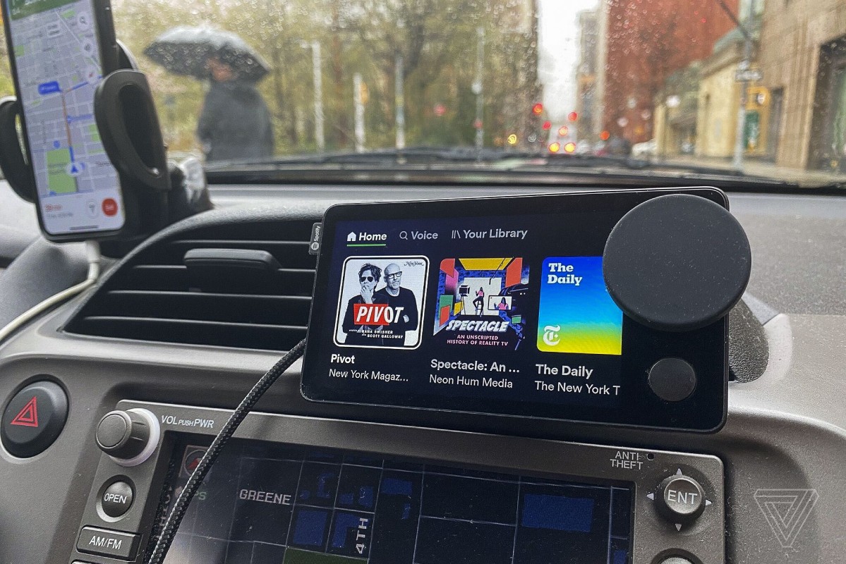 Spotify выпустил автомобильный плеер с голосовым управлением - изображение обложка