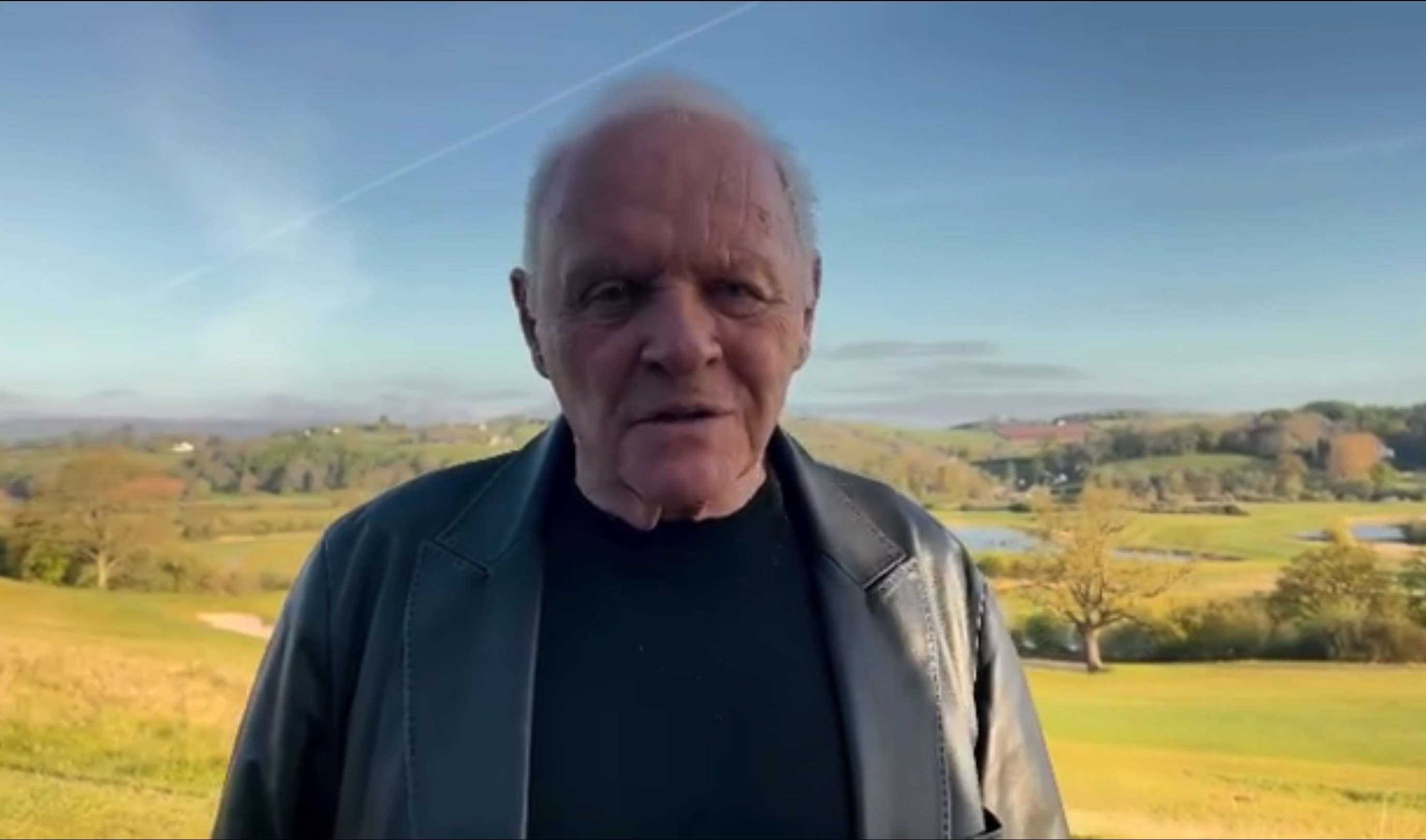 Энтони Хопкинс станцевал с Сальмой Хайек в честь победы на «Оскаре» - изображение обложка