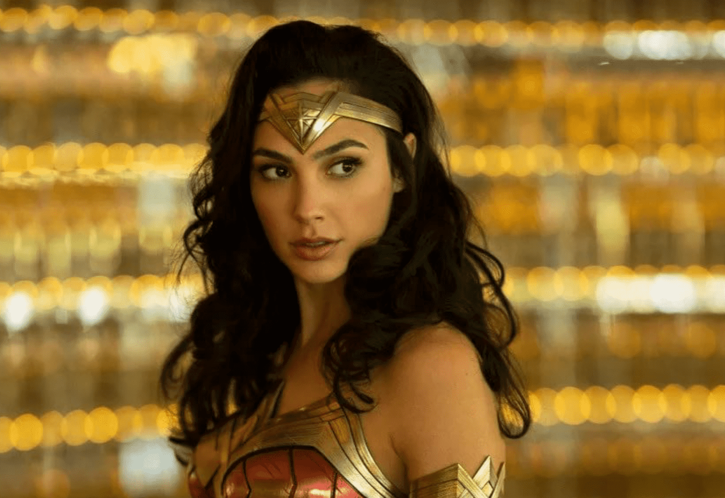 Премьеру «Чудо-женщины 1984» перенесли на август - изображение обложка