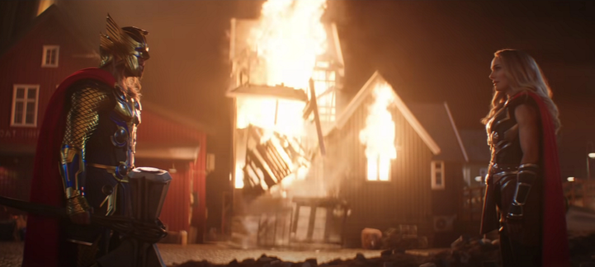 Обложка: кадр из трейлера «Тор: Любовь и гром» (2022)