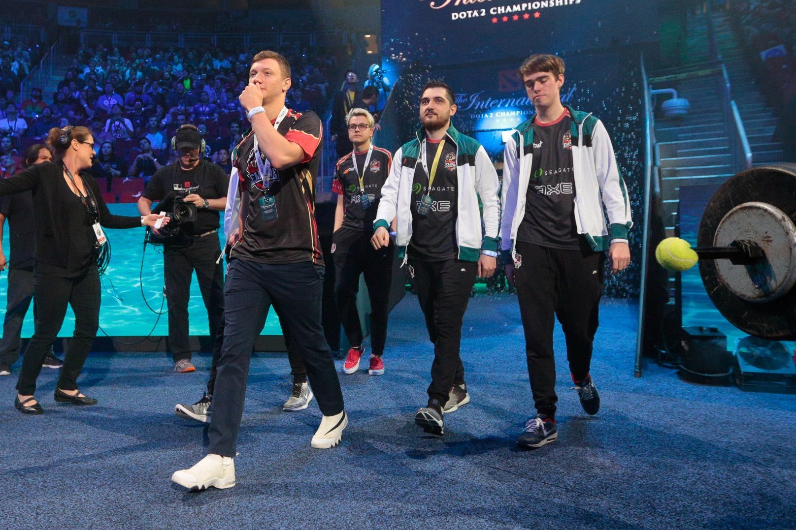 Суть. Итоги первого дня плей-офф The International 2017 одним абзацем - изображение обложка