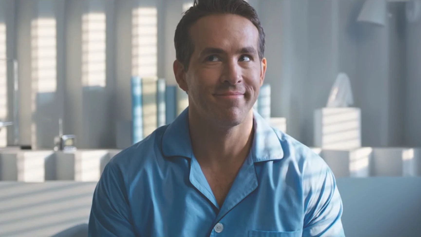 Обложка: кадр из фильма «Главный герой» (2021)