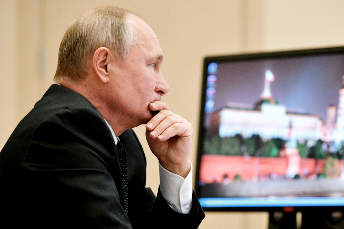 Владимир Путин до сих пор пользуется Windows XP. Другие версии ОС для Кремля не одобрили