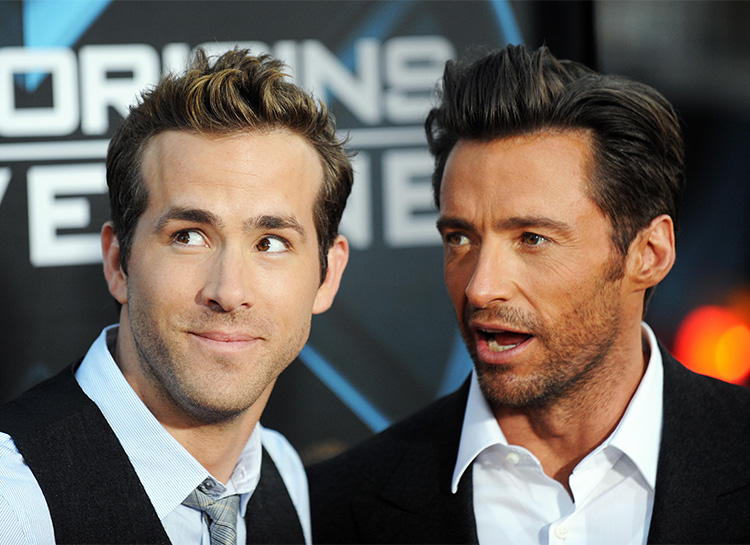 Хью Джекман кричит на детей и посылает собаку в новой рекламе. Ролик озвучил Райан Рейнольдс - изображение обложка