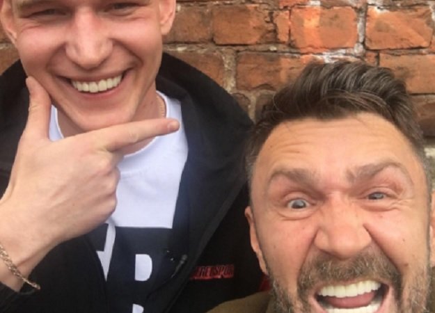 Шнур решил поработать с русскими рэперами? Что творится вообще? - изображение обложка