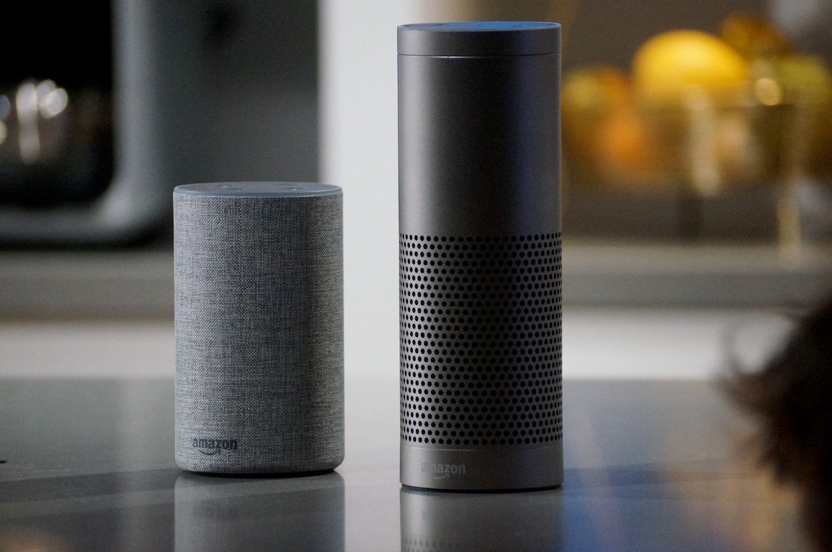 Amazon представила свои новые «умные» колонки — Echo и Echo Plus - изображение обложка