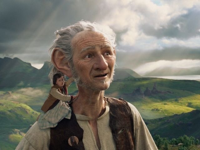 «Большой и добрый великан» Стивена Спилберга провалился в прокате - изображение обложка