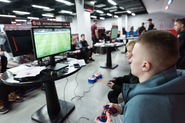 LG Electronics и Федерация киберфутбола России объявляют о начале сотрудничества - изображение обложка