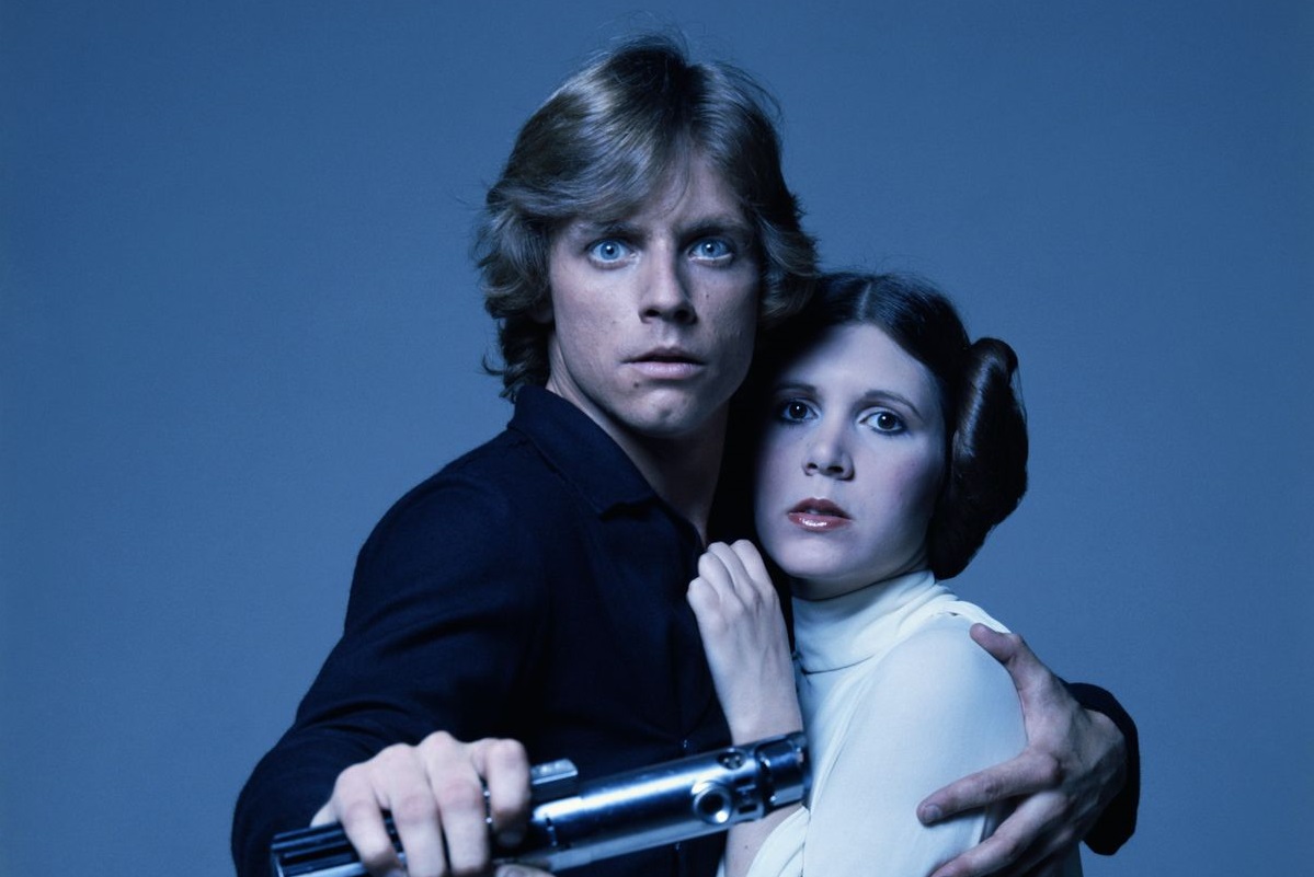 Как выглядит световой меч принцессы Леи — изображение из новой книги о «Звездных войнах» - изображение обложка