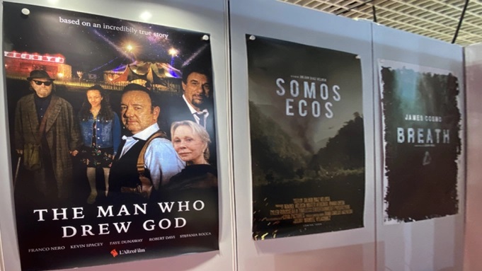 Звезда «Бонни и Клайд» сыграет в новом фильме с Кевином Спейси о слепом художнике - изображение обложка