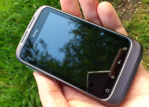 HTC перезапускает популярную серию Wildfire. Появились первые фото и характеристики этих смартфонов - изображение обложка