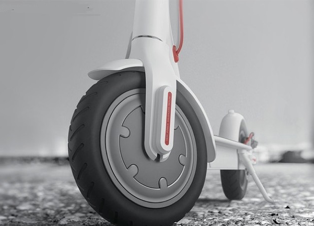 Xiaomi анонсировала электросамокат Mijia - изображение обложка