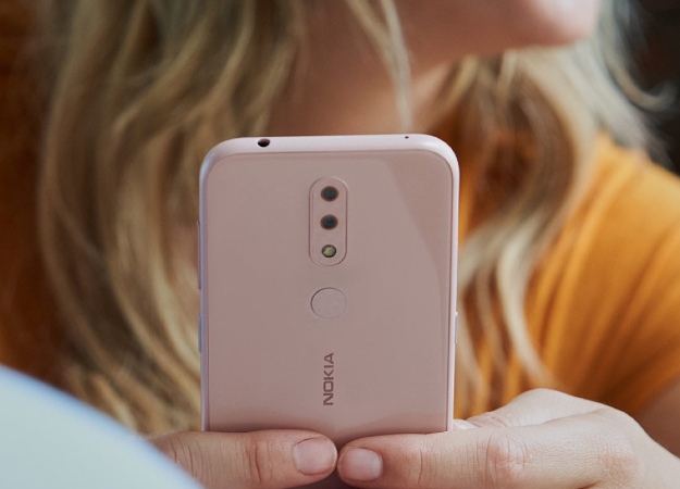 Представлены бюджетные смартфоны Nokia 3.2 и Nokia 4.2: Ассистент Google и «чистый» Android Pie - изображение обложка