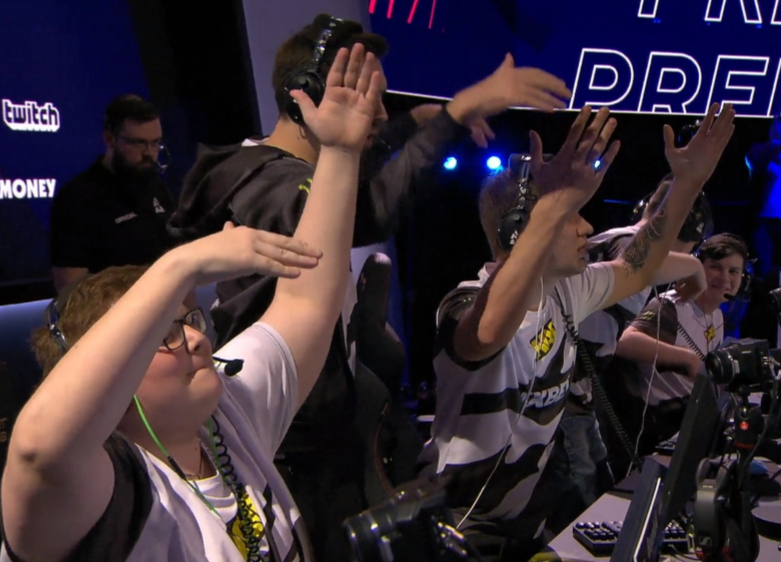 S1mple делал фраги с ножа, Boombl4 танцевал руками. NAVI удачно начала новый для себя сезон в CS:GO - изображение обложка