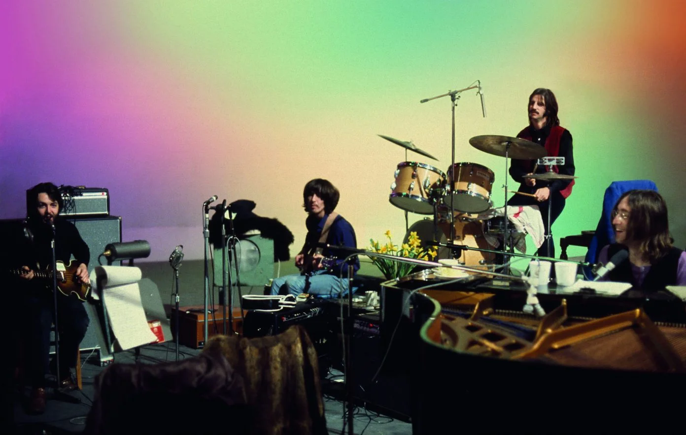 Появилось первое видео со съемочной площадки документалки Питера Джексона The Beatles: Get Back - изображение обложка
