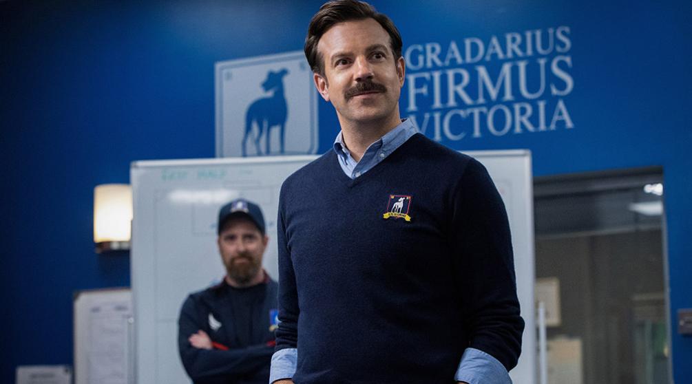 Джейсон Судейкис вернулся к тренировкам: вышел трейлер нового сезона «Теда Лассо» - изображение обложка