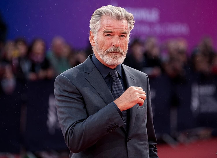 Звезда фильмов о Бонде Пирс Броснан сыграет Доктора Фэйта в «Черном Адаме» - изображение обложка